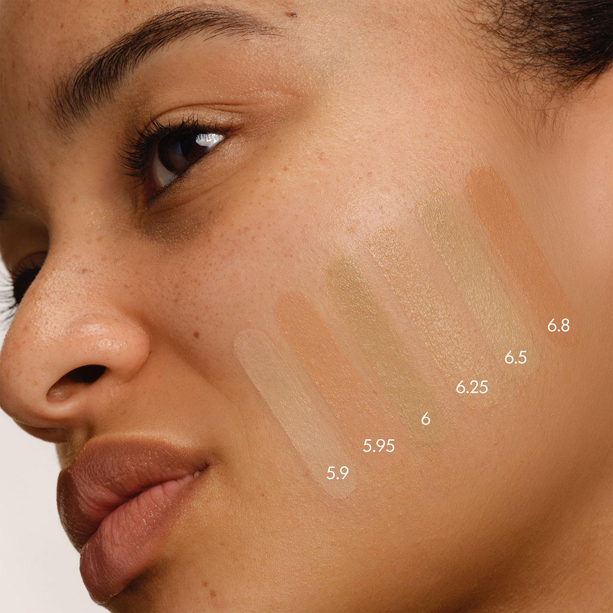 Luminious Silk Foundation - Image 125