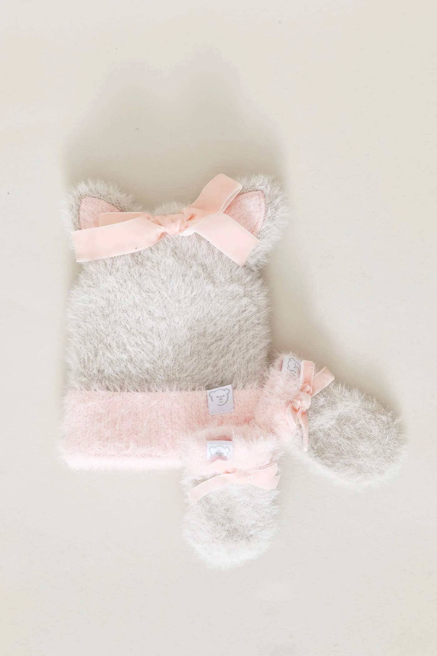 Baby Girls Novelty Bow Beanie & Mitten Set - Grey - Image 4