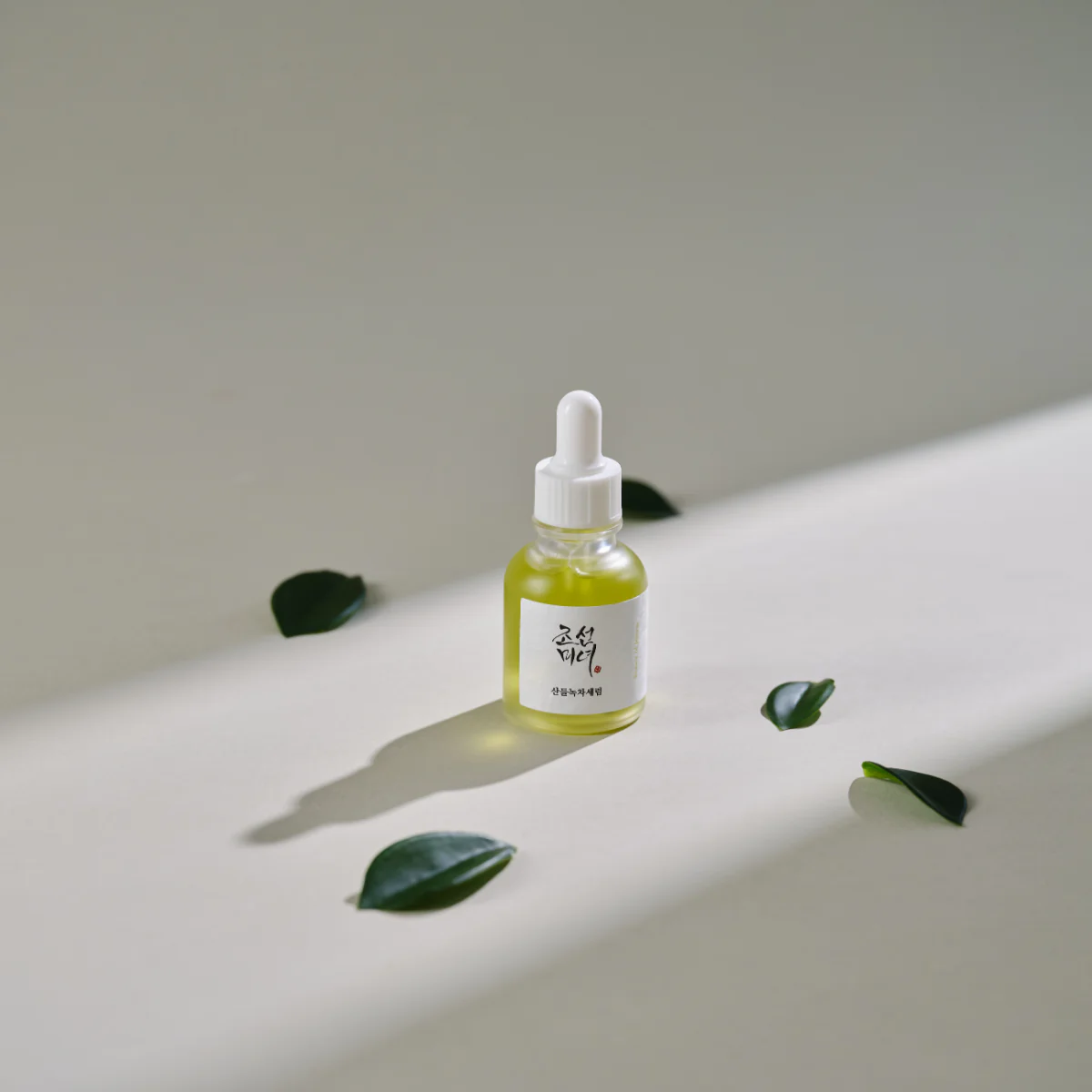 Calming Serum: Green Tea + Panthenol - Image 4