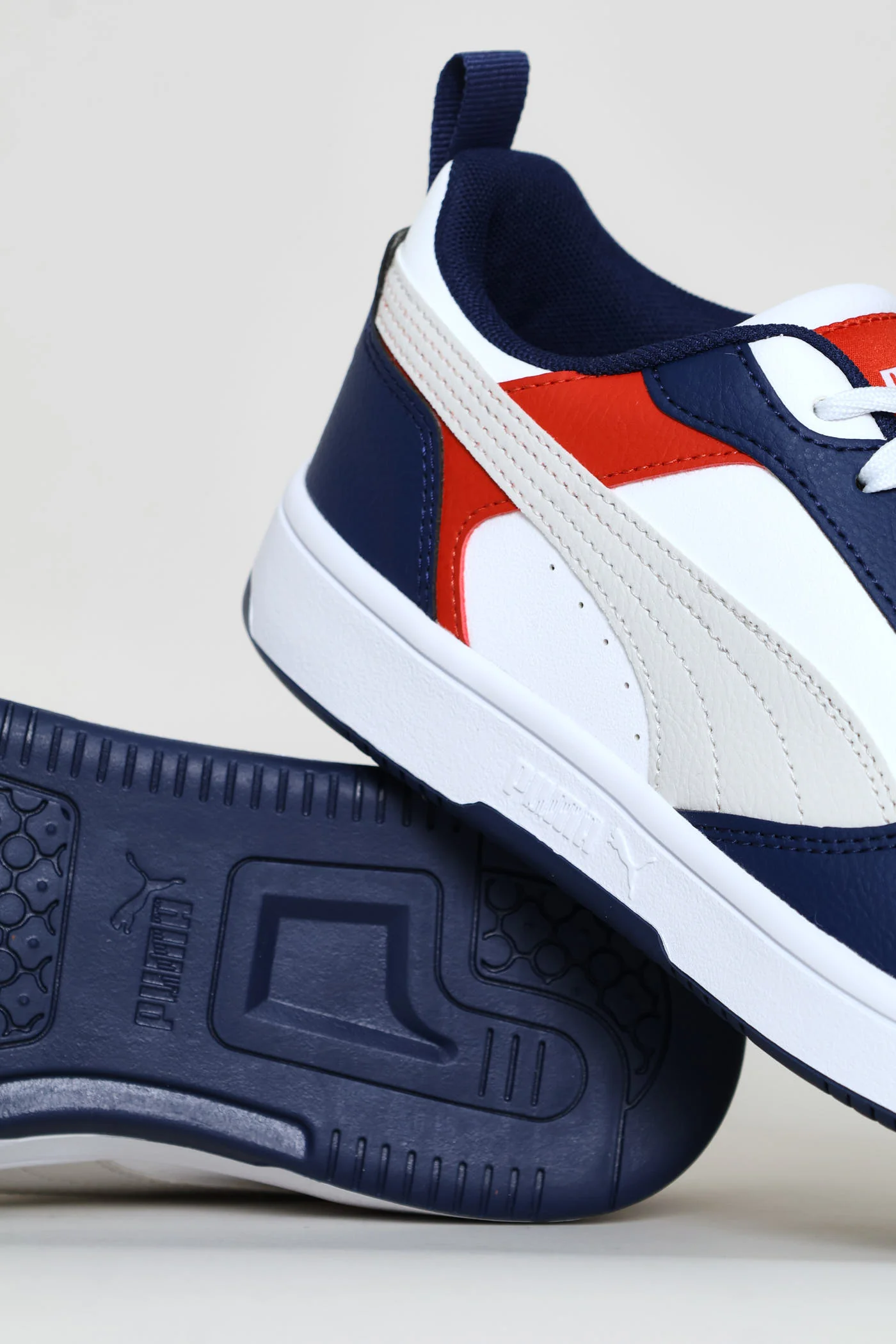 Boys Rebound V6 Lo Jr Sneaker - Blue/Red - Image 7
