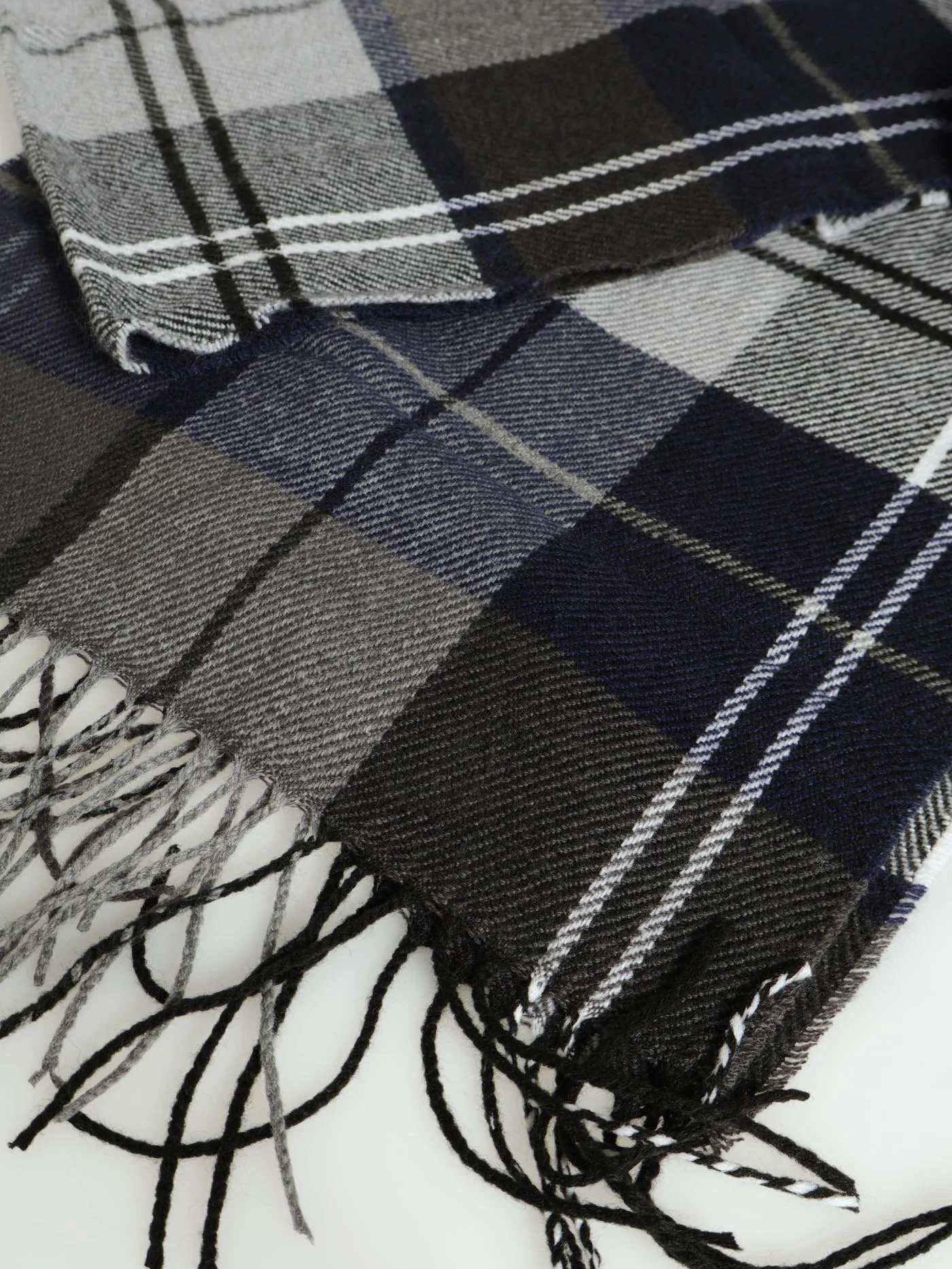 Check Scarf - Image 2