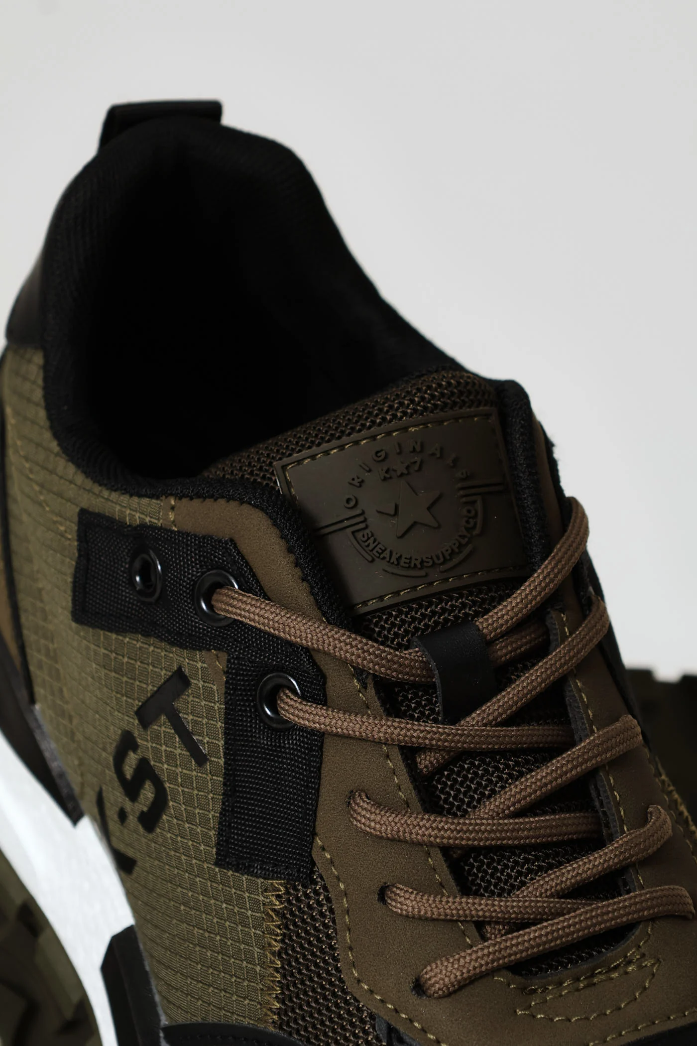 Coal Retro Lace Up Trainer - Olive - Image 6