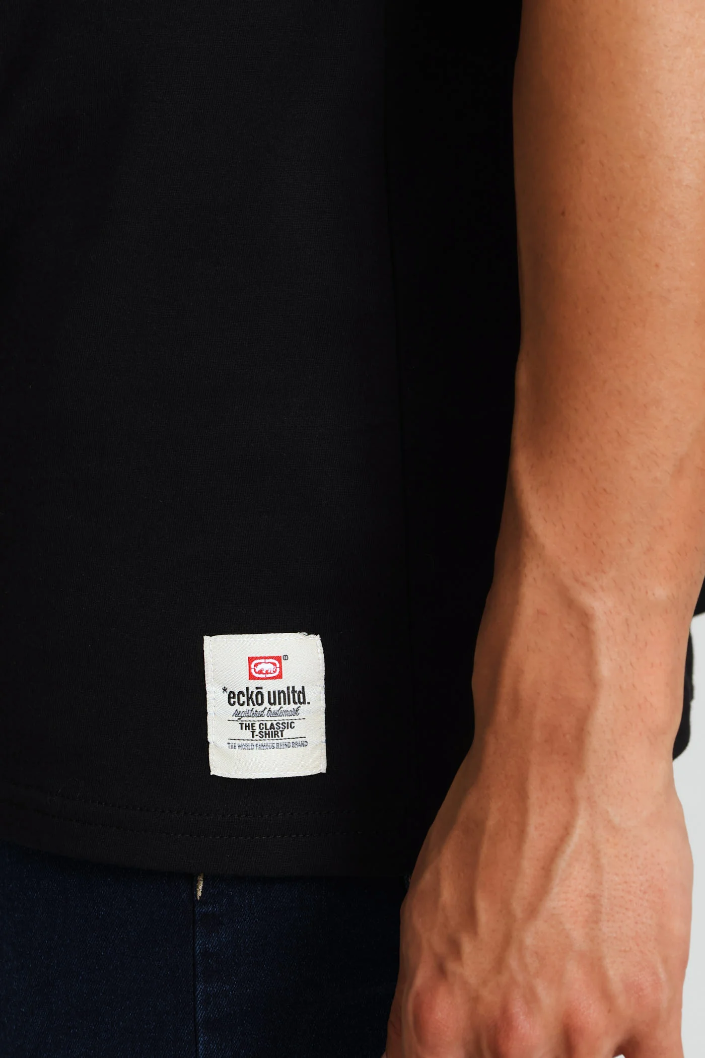 Curve Tee - Black - Image 5