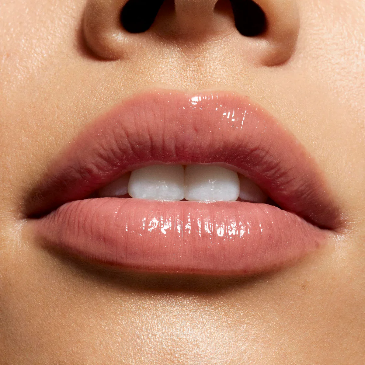 Supple Kiss Lip Glaze - Image 3