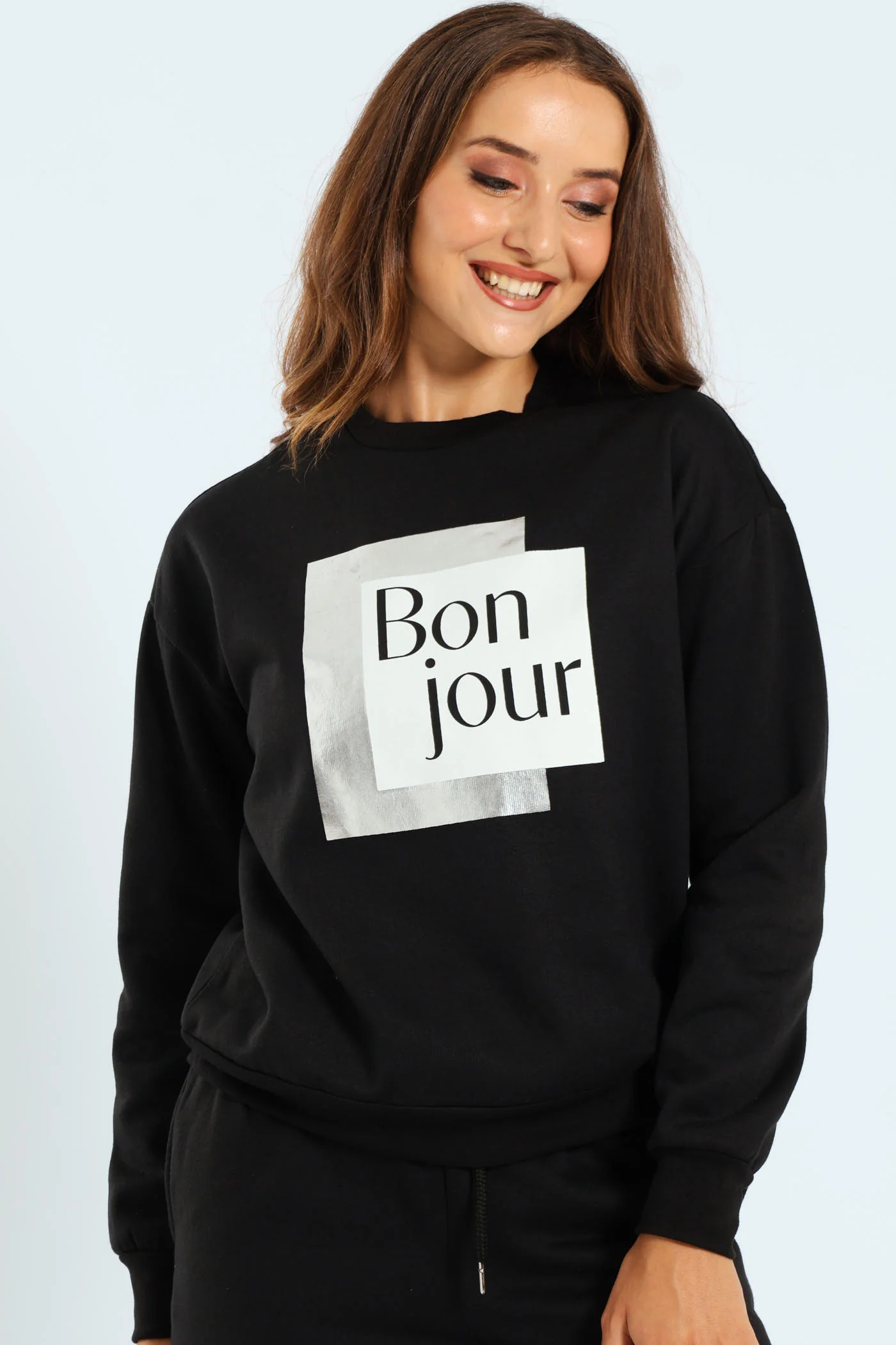 Long Sleeve Printed Screen Pullover - Black