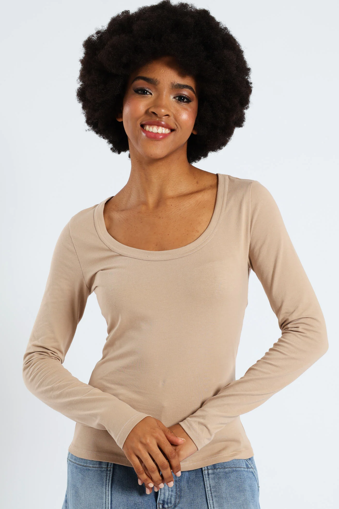 Long Sleeve Scoop Neck Basic Top - Stone