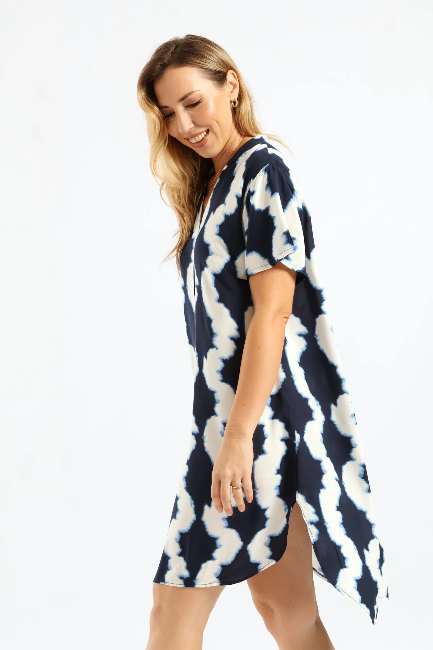 Mandarin Printed Shift Dress - Navy/White - Image 5