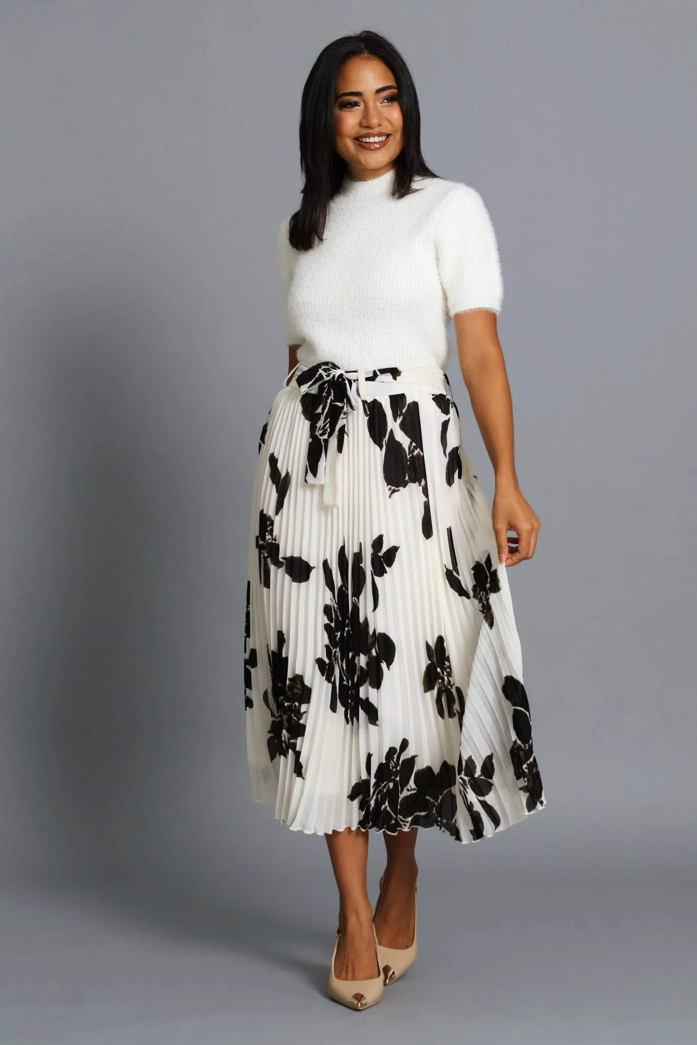 Monochrome Floral Chiffon Pleated Midi Skirt - Black/Cream - Image 6