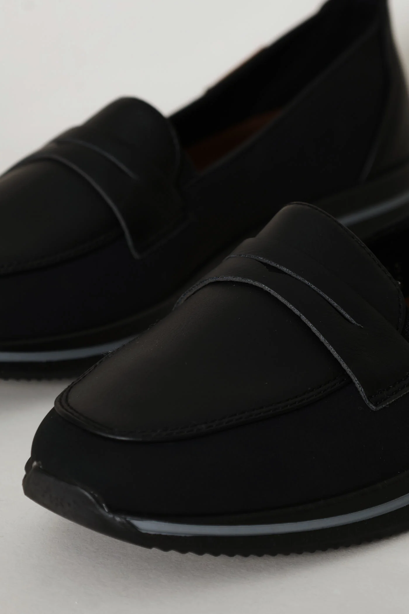 Palin Loafer - Black - Image 6