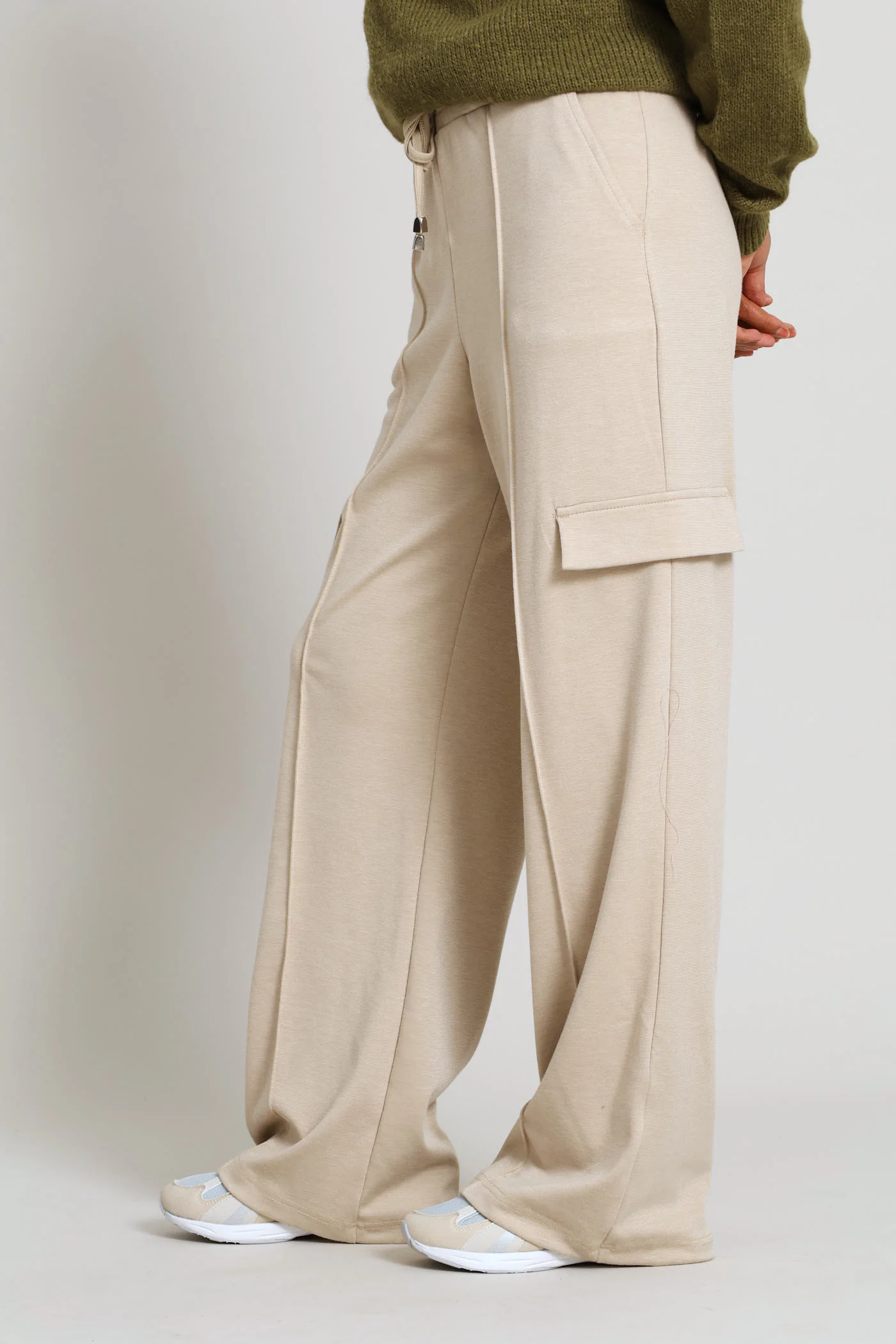 Pinched Seam Utility Pocket Wide Leg Trouser - Oatmeal Melange - Image 5