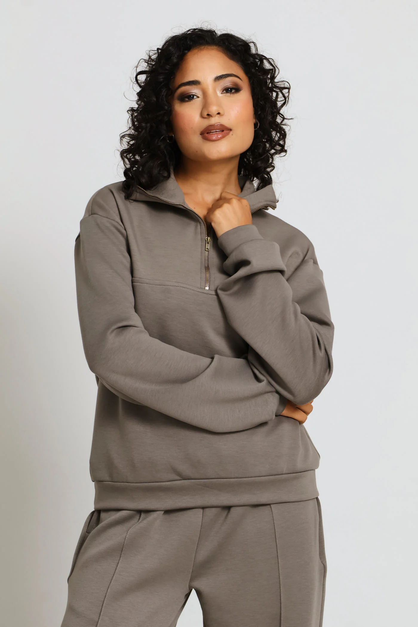Plush Quarter Zip Pullover - Taupe