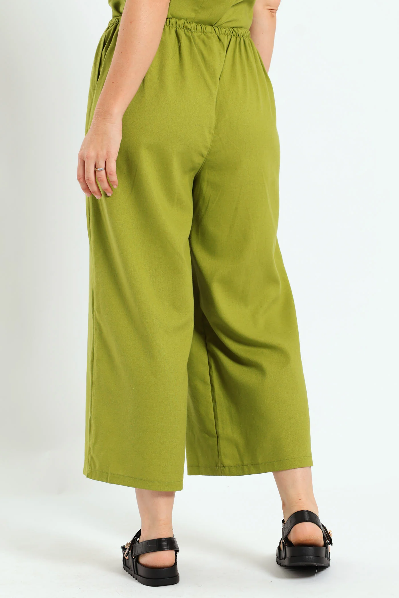 Pull On Linen Capri Pants - Avocado - Image 4