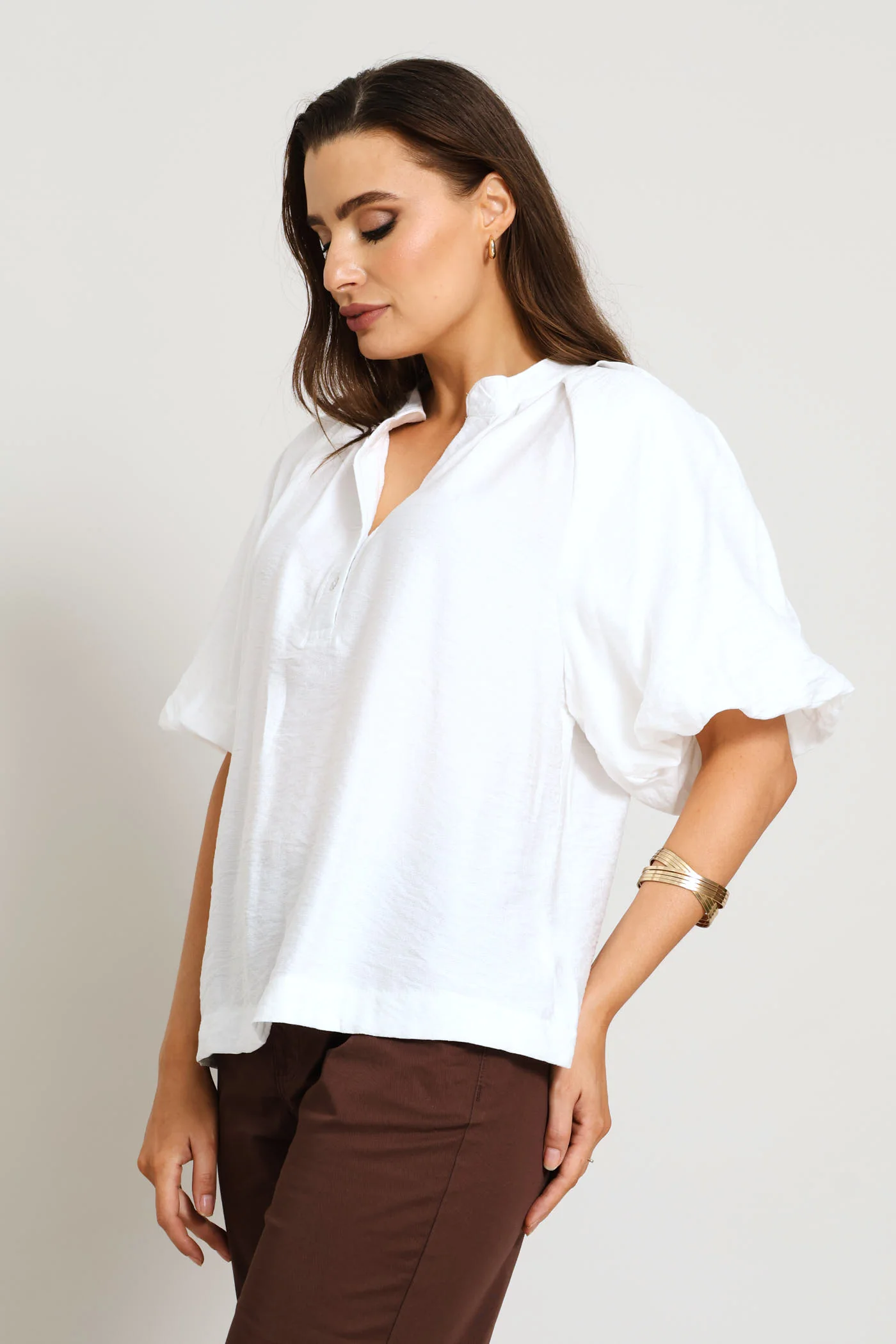 Quarter Placket Bubble Sleeve Peplum Blouse - Off White - Image 3