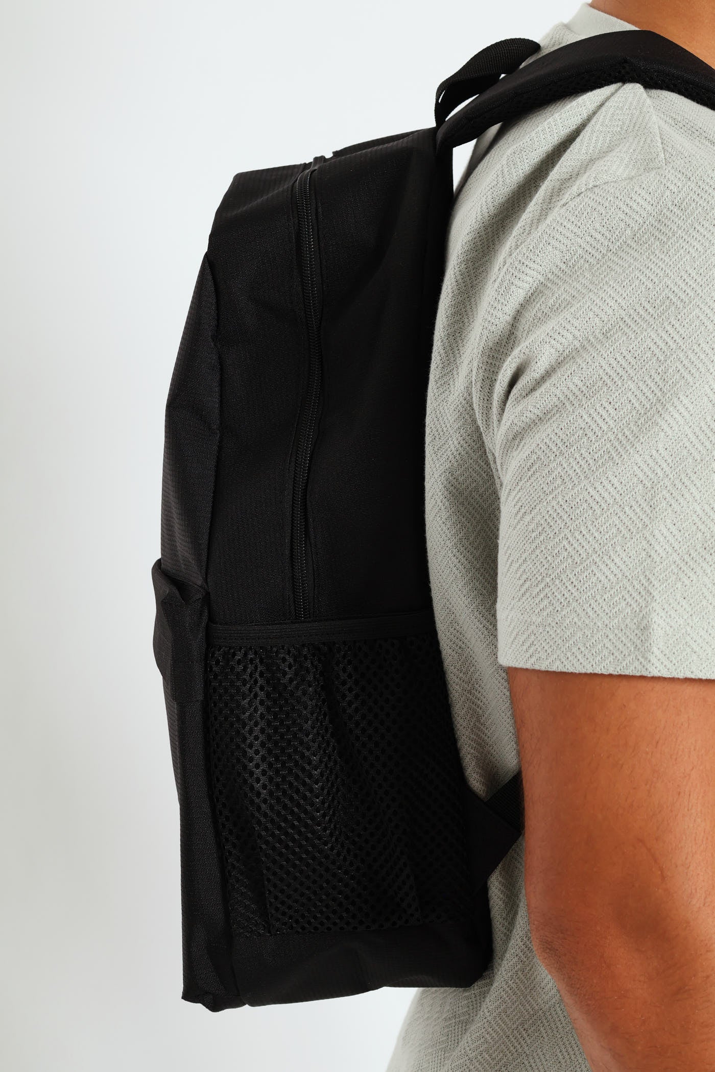 Regular Backpack - Black - Image 5