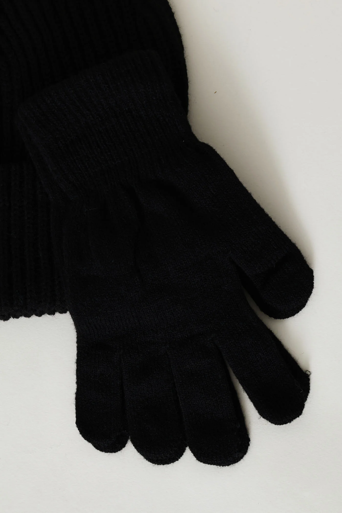 Turn Up Beanie & Glove Set - Black - Image 2