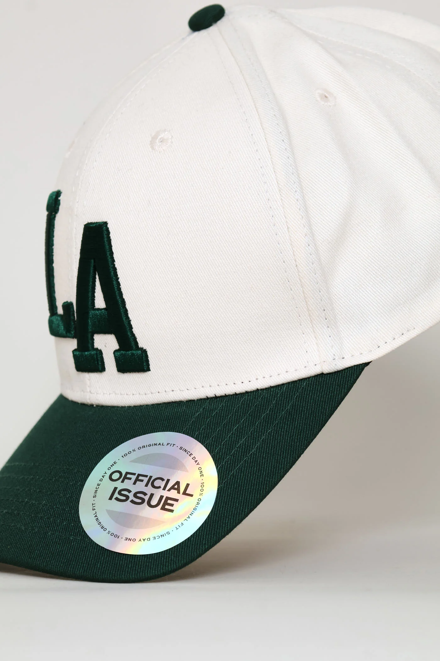 Two Tone La Cap - Green - Image 4